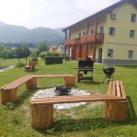 Hisasmihelka Apartman *