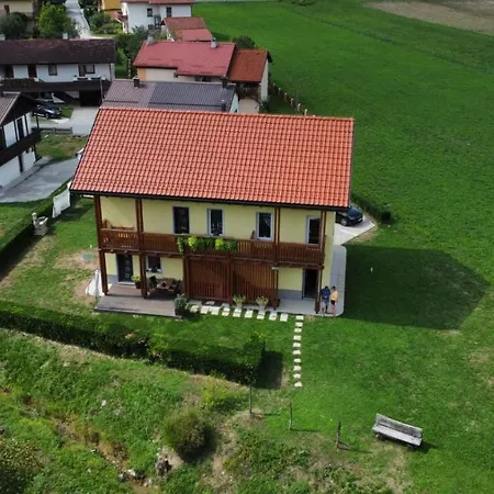 Hisasmihelka Apartmán *
