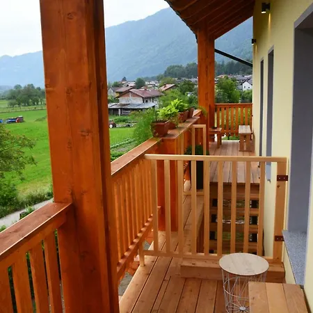 Hisasmihelka Kobarid