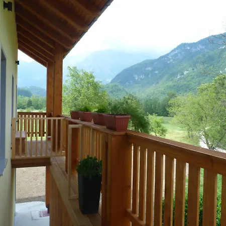 Hisasmihelka * Kobarid