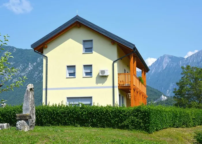 Hisasmihelka Kobarid