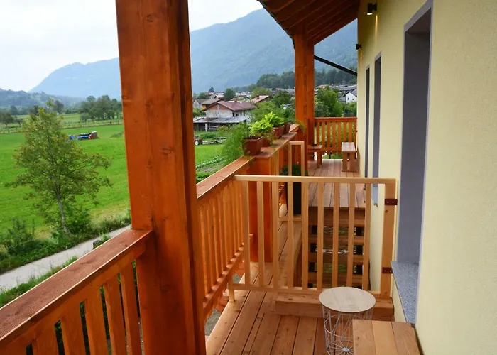 Hisasmihelka Kobarid